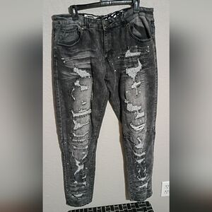 Preowned LR Scoop Distressed Jeans